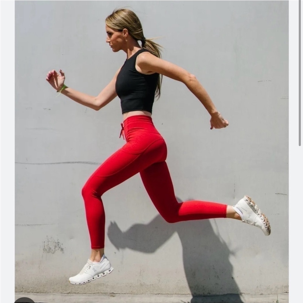 Zyia Active Red Women’s Pants – Size M (6-8) – Logo Detail